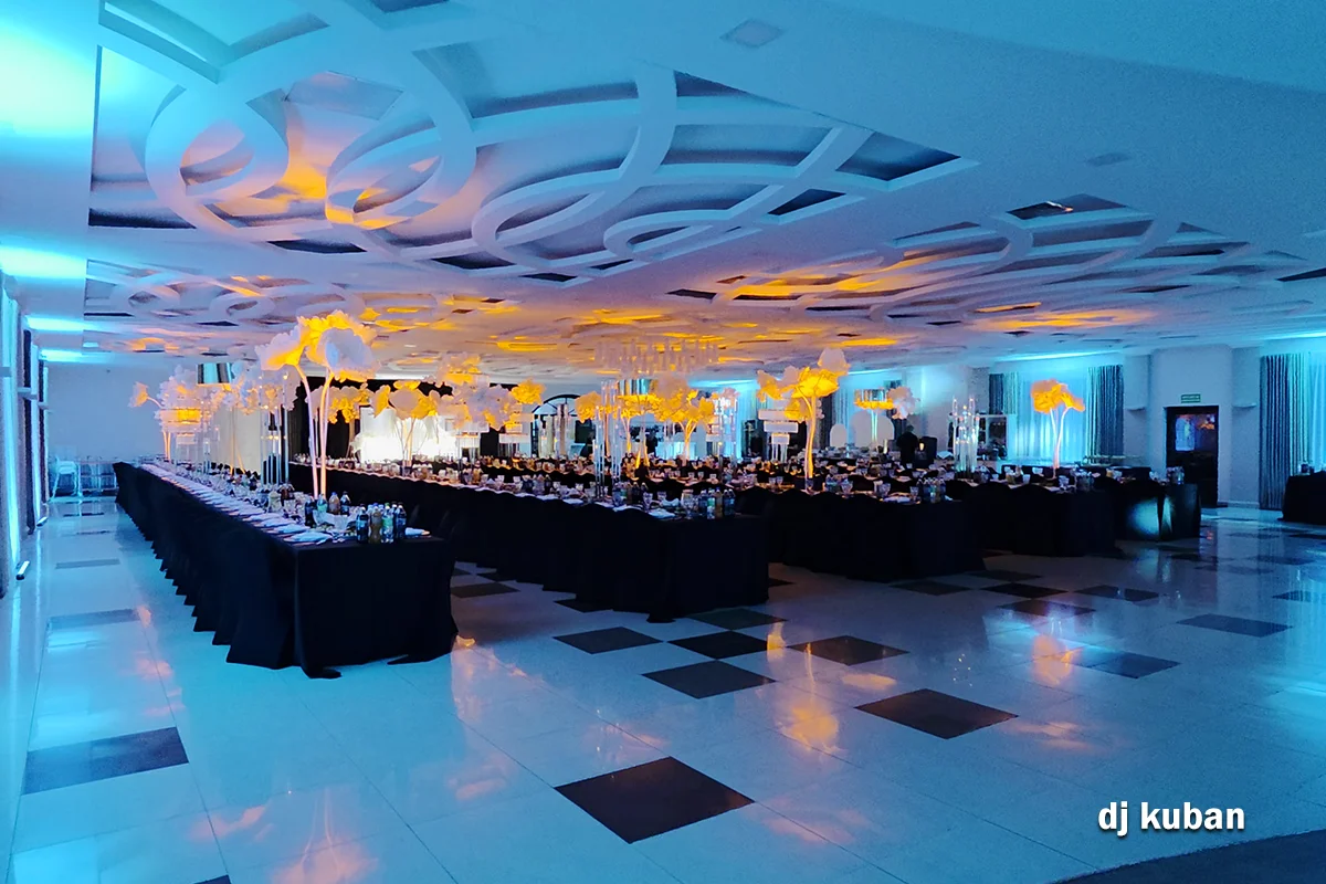 Dekoracja świetlna wnętrza - zdjęcie 6