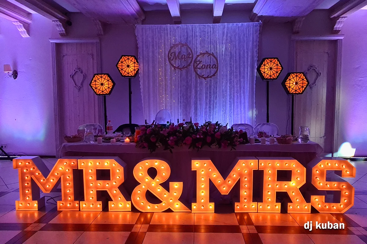 Napis LED MIŁOŚĆ / MR & MRS - zdjęcie 1